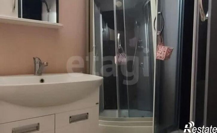 4-комн квартира ул Петрова, 31,  д. 31