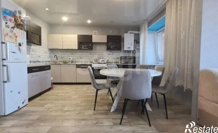 4-комн квартира ул Петрова, 31,  д. 31