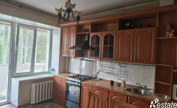 4-комн квартира проспект Гагарина, 13А,  д. 13А