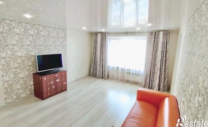 4-комн квартира улица Воинов-Интернационалистов, 23,  д. 23