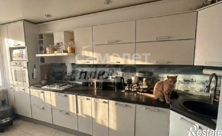2-комн квартира улица Петрова, 28А,  д. 28А
