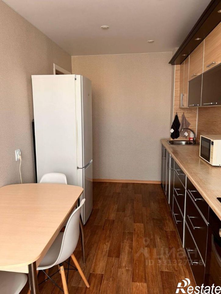 2-комн квартира улица Петрова, 26,  д. 26