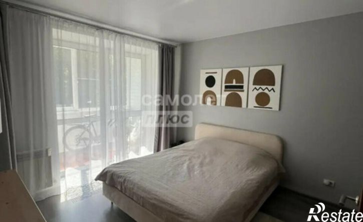 3-комн квартира улица Мира, 27Б,  д. 27Б