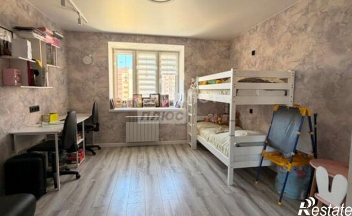 3-комн квартира ул Меримского, 2,  д. 2