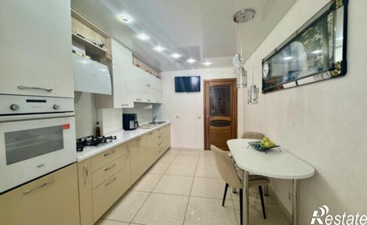 3-комн квартира Фестивальная улица, 58,  д. 58