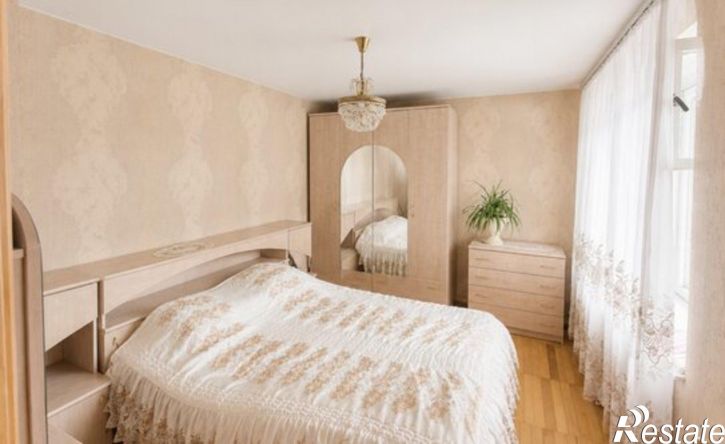 3-комн квартира ул Свердлова, 49,  д. 49