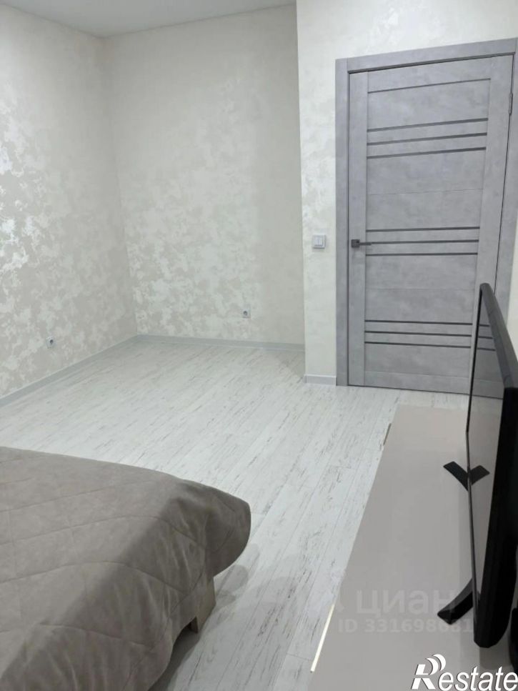 1-комн квартира ул Героев Сталинградской битвы, 15,  д. 15
