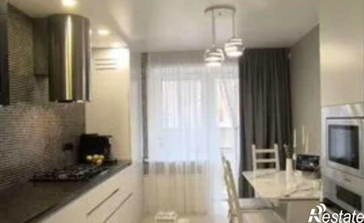 3-комн квартира ул Петрова, 31,  д. 31