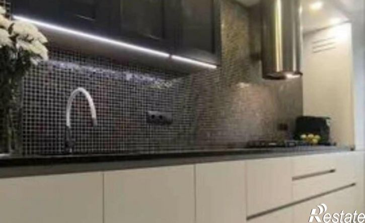3-комн квартира ул Петрова, 31,  д. 31