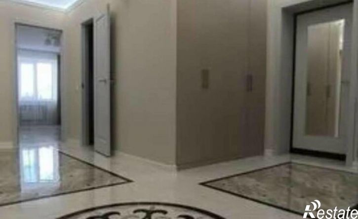 3-комн квартира ул Петрова, 31,  д. 31