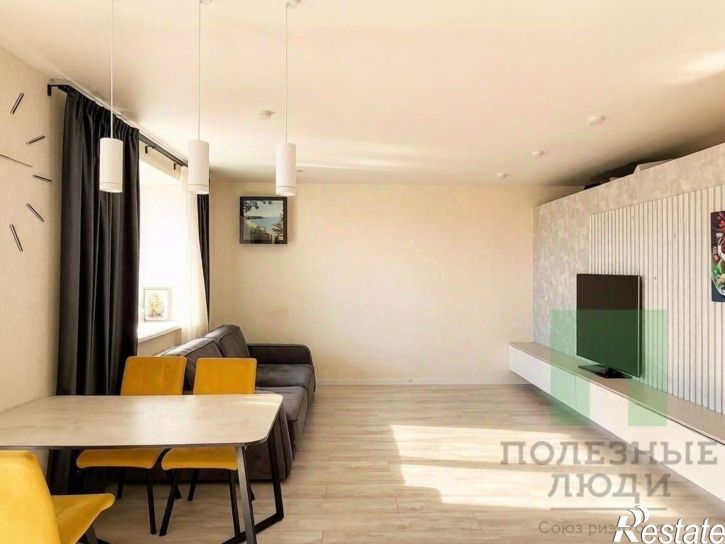 3-комн квартира ул Чернякова, 3а,  д. 3а