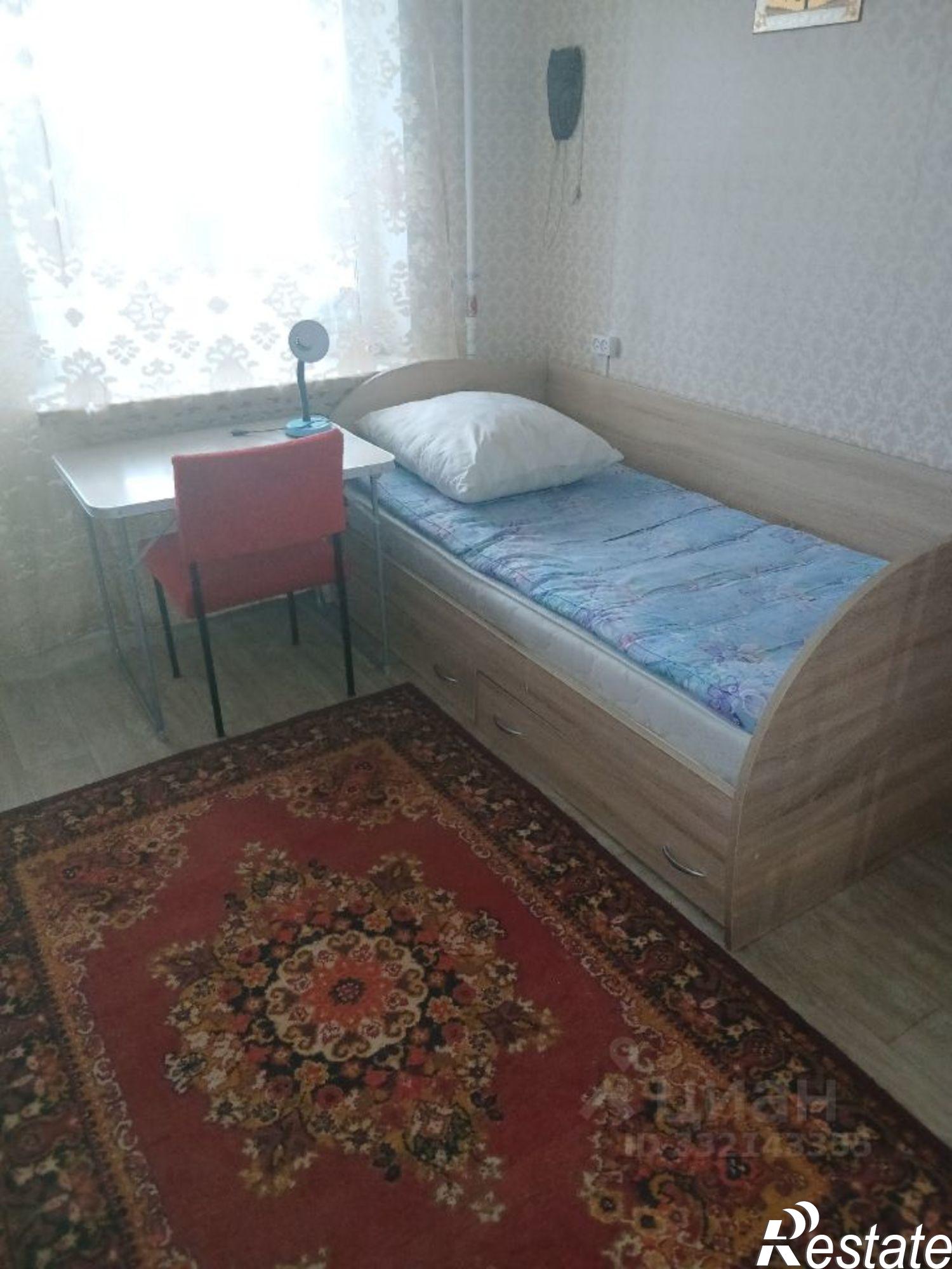 Сдать комнату за 11 000 рублей на ул Эшкинина, 3