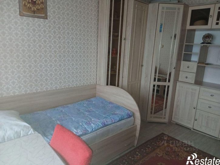 Комната ул Эшкинина, 3,  д. 3