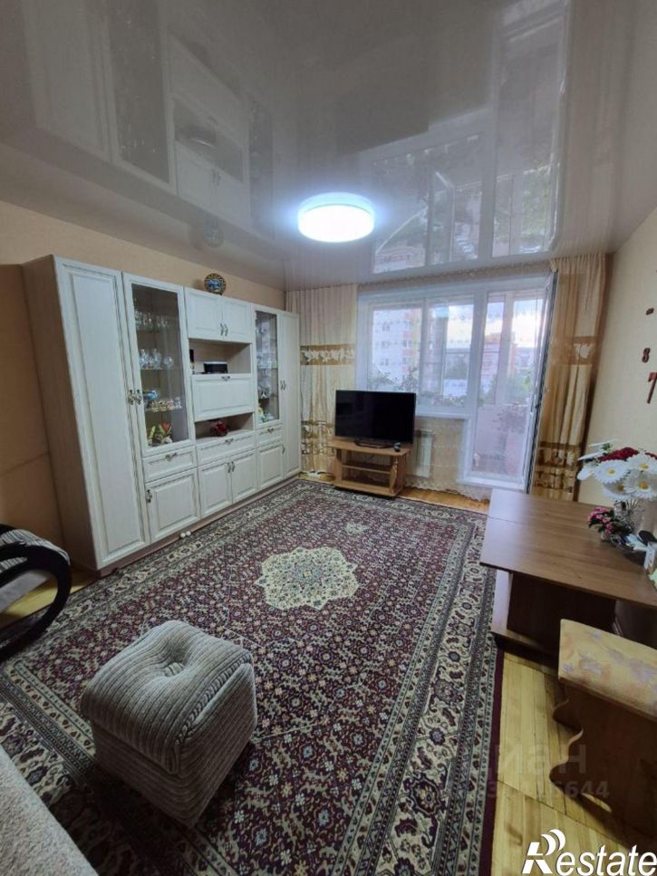 3-комн квартира ул Петрова, 11,  д. 11