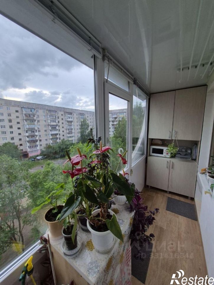 3-комн квартира ул Петрова, 11,  д. 11