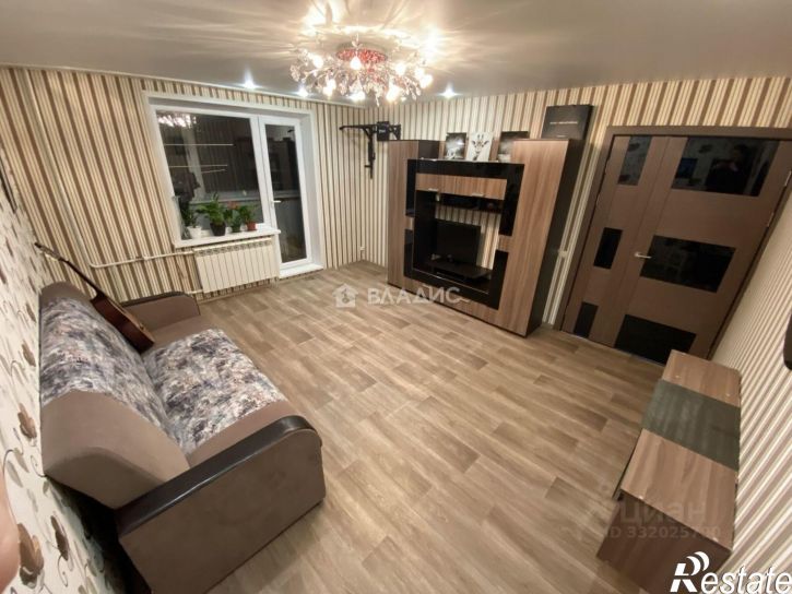 3-комн квартира ул Петрова, 3,  д. 3
