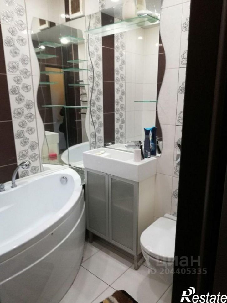 2-комн квартира б-р Победы, 13,  д. 13