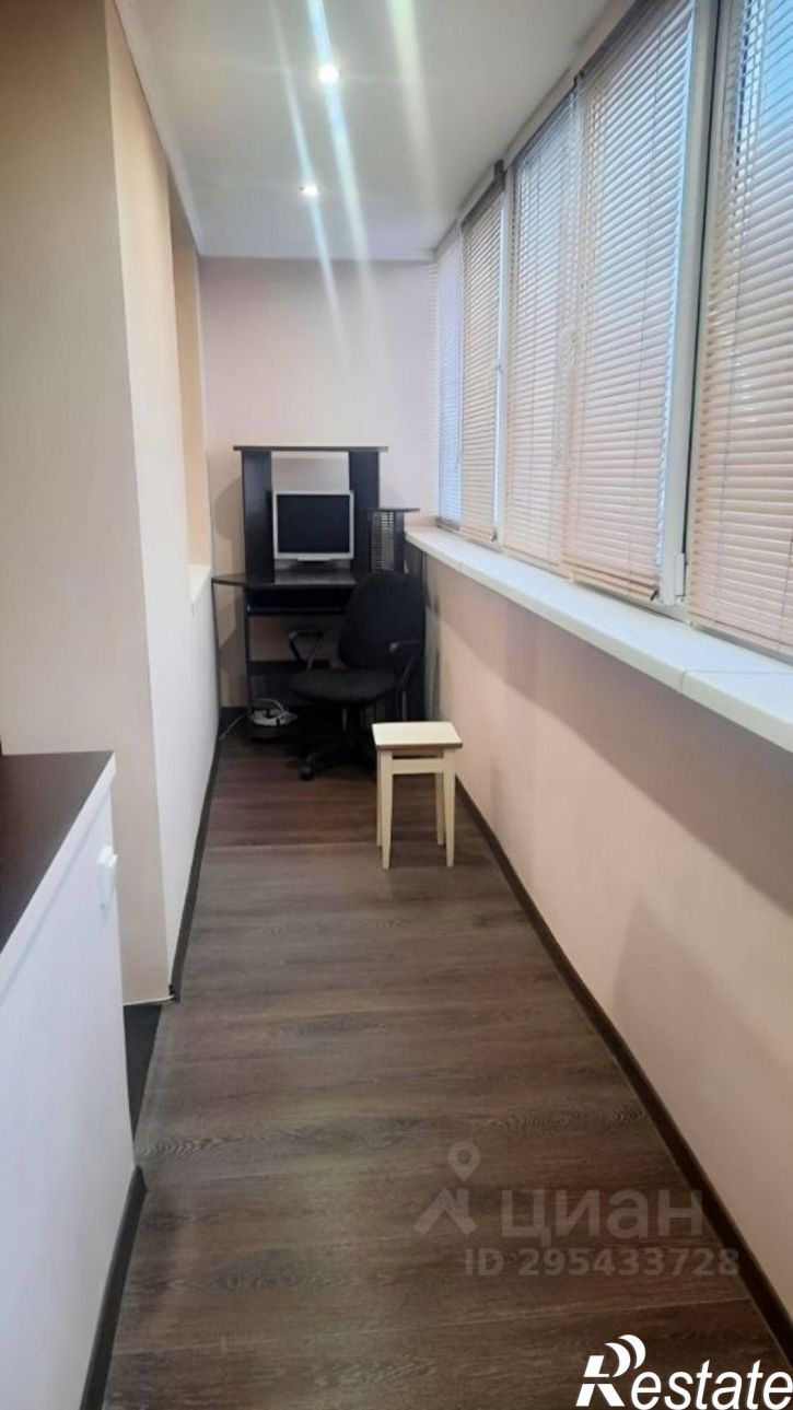 1-комн квартира б-р Чавайна, 21,  д. 21