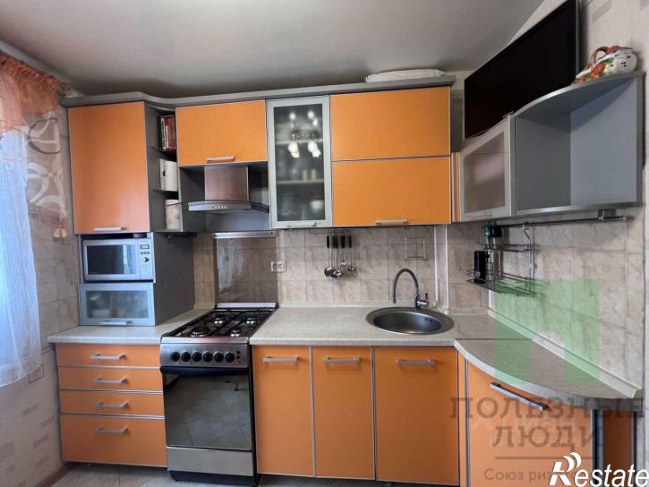 3-комн квартира ул Комсомольская, 83,  д. 83