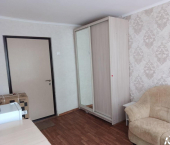 комната 40 кв м ул Якова Эшпая, 143