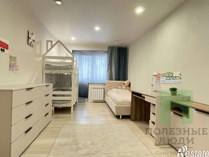 3-комн квартира ул Воинов-интернационалистов, 22А,  д. 22А