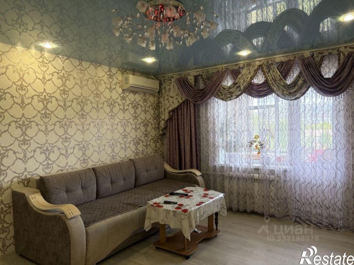 3-комн квартира ул Эшкинина, 22,  д. 22