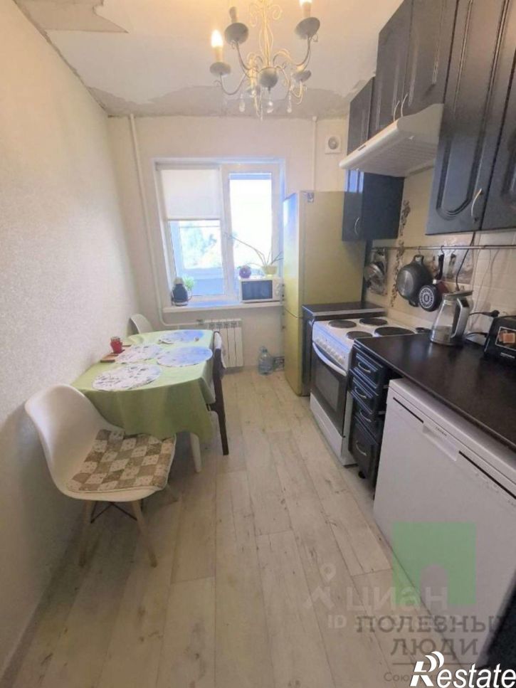 3-комн квартира ул Петрова, 13,  д. 13
