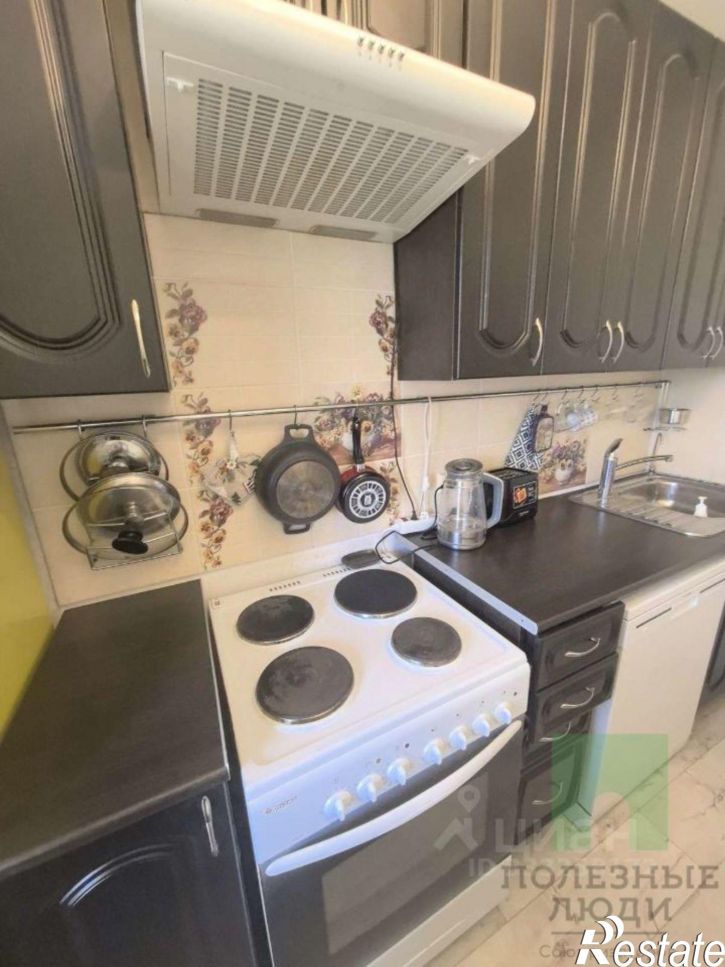 3-комн квартира ул Петрова, 13,  д. 13