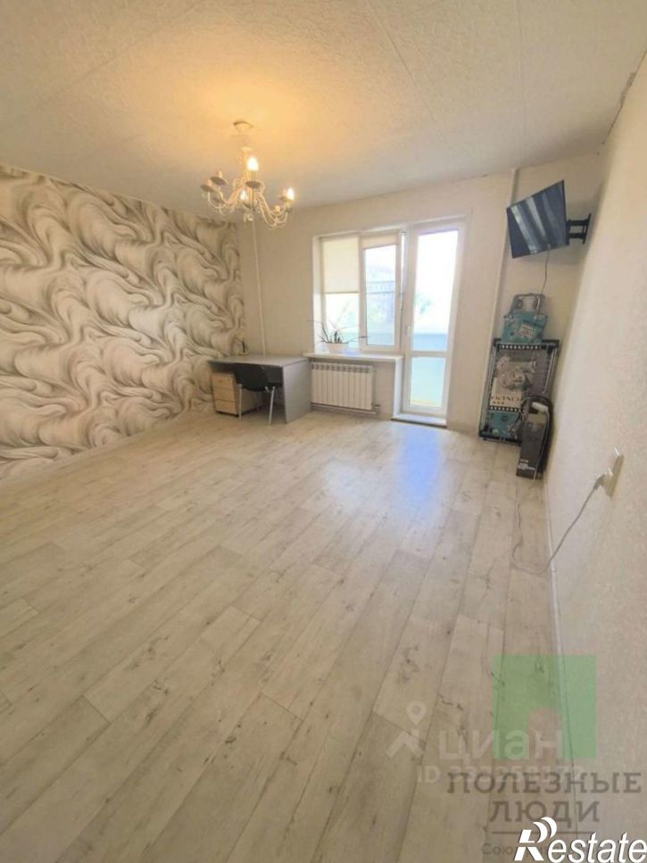3-комн квартира ул Петрова, 13,  д. 13