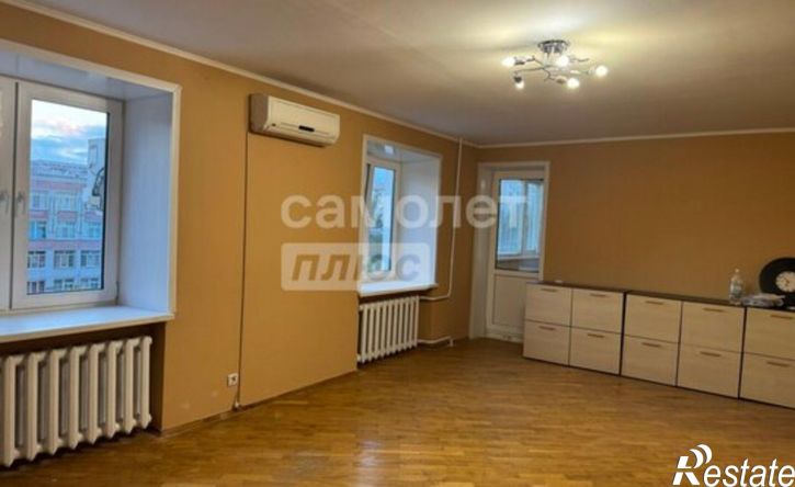 3-комн квартира ул Петрова, 15а,  д. 15а