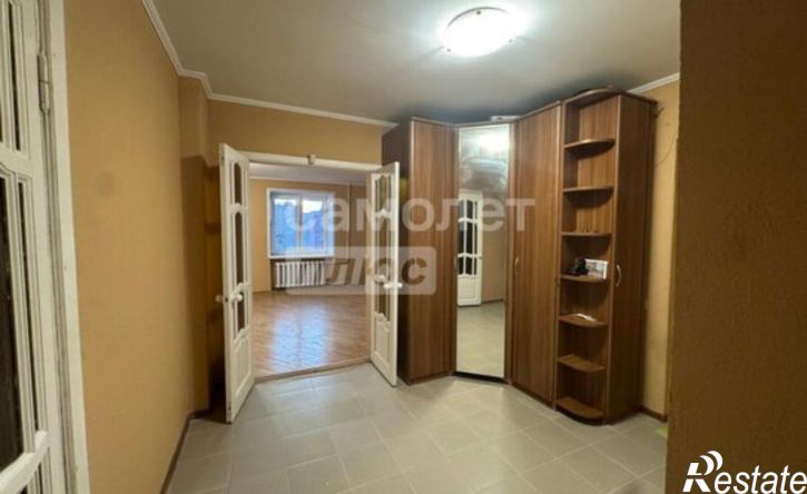 3-комн квартира ул Петрова, 15а,  д. 15а
