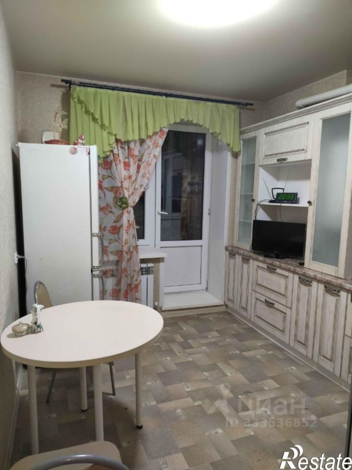 1-комн квартира улица Зарубина, 42,  д. 42
