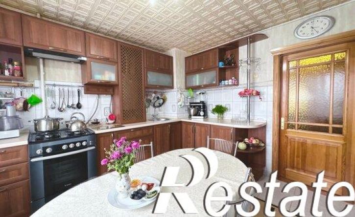 3-комн квартира улица Труда, 24Б,  д. 24Б