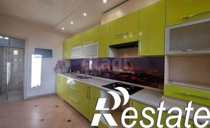 2-комн квартира бульвар Ураева, 8А,  д. 8А