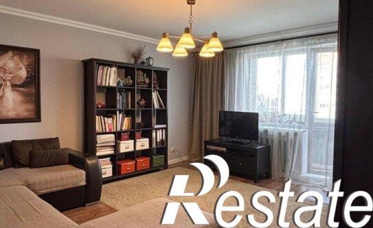 3-комн квартира улица Эшкинина, 22,  д. 22