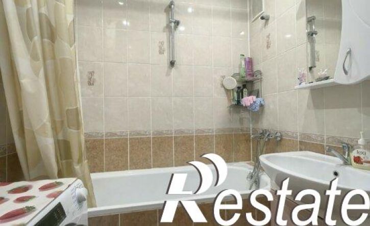 2-комн квартира улица Суворова, 40,  д. 40