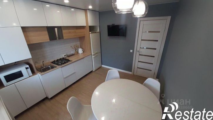 2-комн квартира улица Петрова, 31,  д. 31