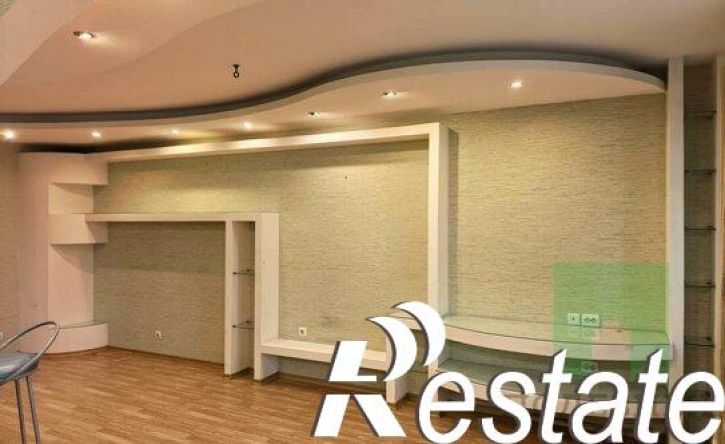 1-комн квартира улица Машиностроителей, 8Е,  д. 8Е