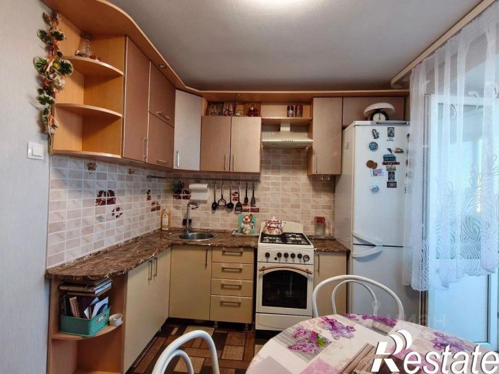 3-комн квартира улица Суворова, 2,  д. 2