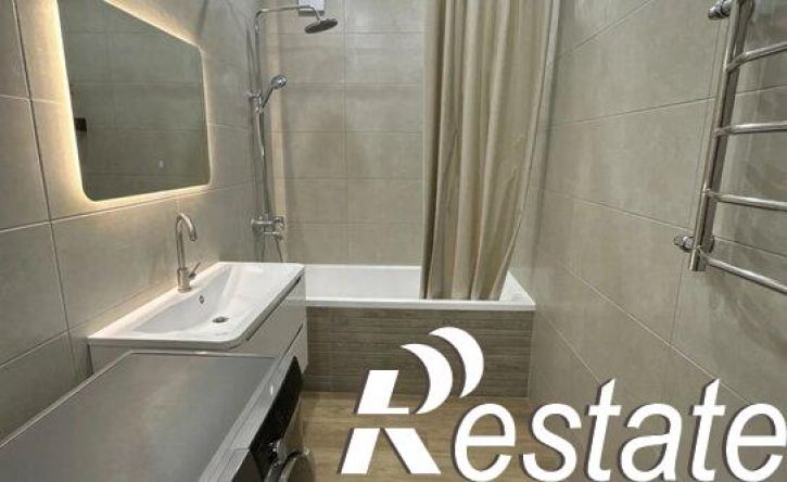 3-комн квартира бульвар Ураева, 8Б,  д. 8Б