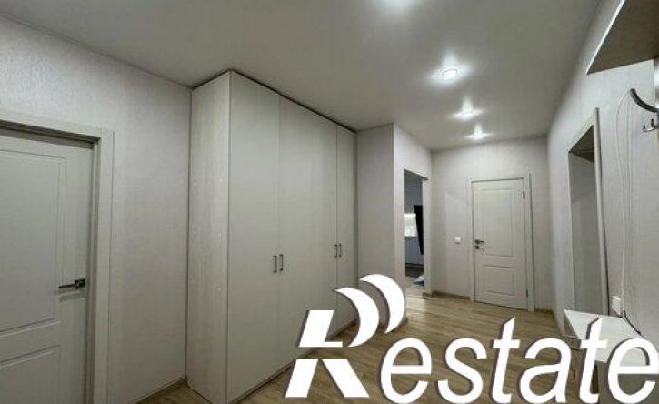 3-комн квартира бульвар Ураева, 8Б,  д. 8Б