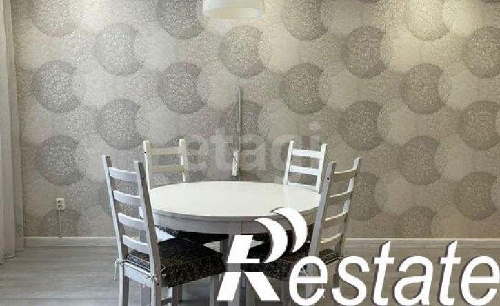4-комн квартира улица Прохорова, 48Б,  д. 48Б