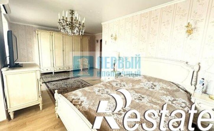 3-комн квартира улица Димитрова, 57В,  д. 57В