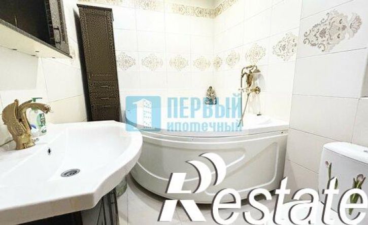 3-комн квартира улица Димитрова, 57В,  д. 57В