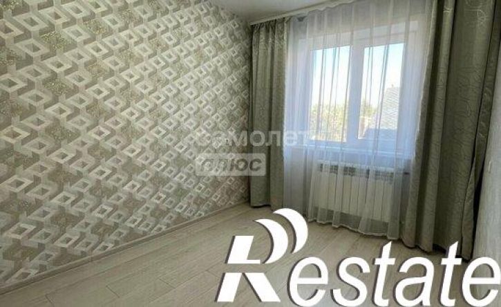 3-комн квартира улица Строителей, 3,  д. 3