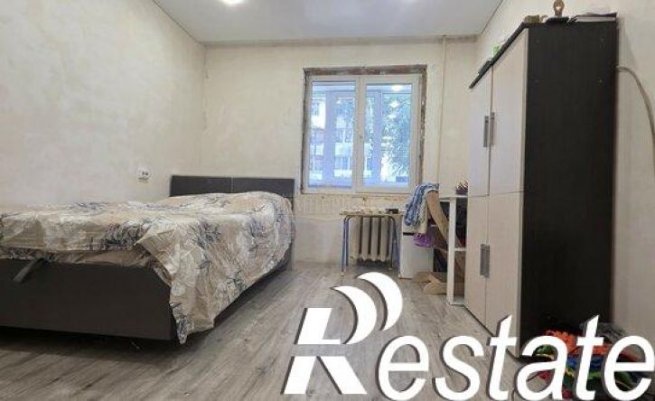 4-комн квартира улица Строителей, 17А,  д. 17А