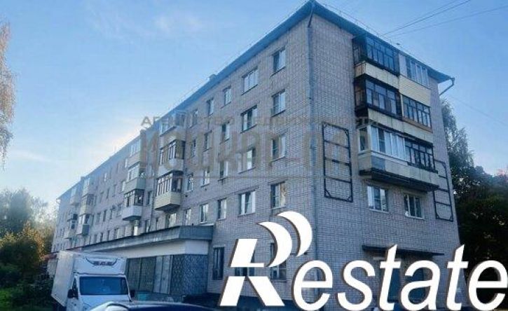 4-комн квартира улица Карла Либкнехта, 76А,  д. 76А
