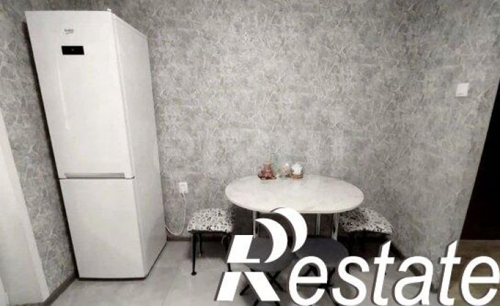 3-комн квартира улица Якова Эшпая, 122,  д. 122