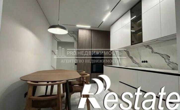 2-комн квартира улица Меримского, 5,  д. 5