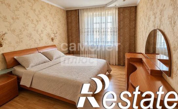 2-комн квартира улица Кирова, 3Б,  д. 3Б
